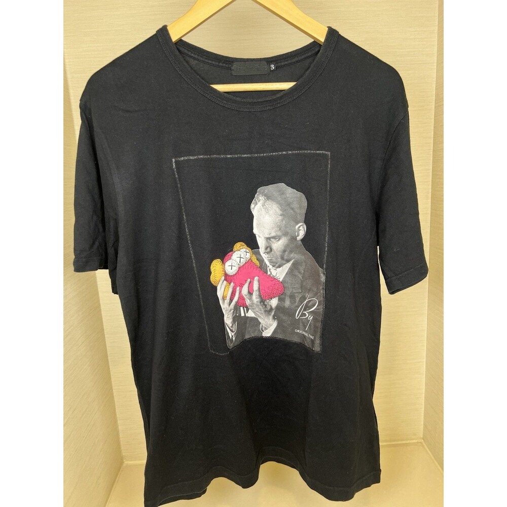 ORIGINAL FAKE sz 3 US sz M Short Sleeve Black Tee Tshirt Medicom Toy KAWS